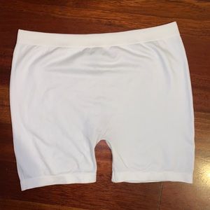 stretchy biker shorts